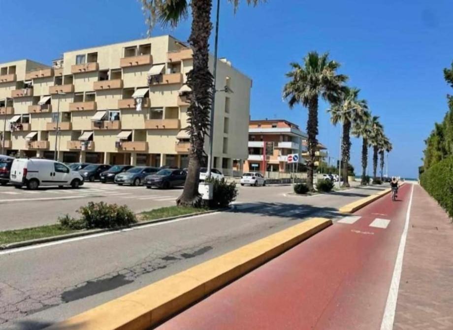 Апартаменти Ad Un Passo Dal Mare Порто-Сант'Ельпідіо Екстер'єр фото